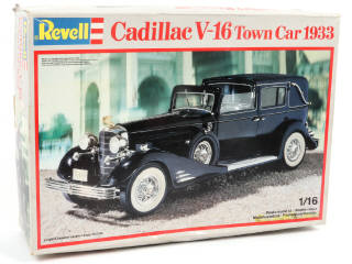 Lot 8 - REVELL (ALLEMAGNE) (1)