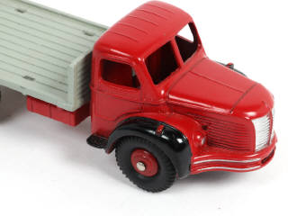 Lot 388 - DINKY TOYS (FRANCE) (1)