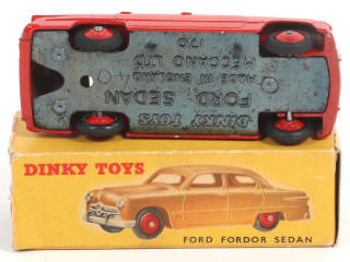 Lot 367 - DINKY TOYS (GB) (1)