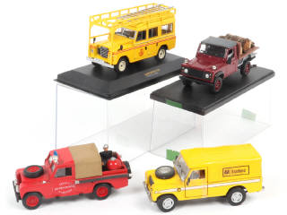 Lot 77 - DIVERS (4)
