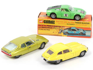Lot 268 - CORGI TOYS (GB) (3)