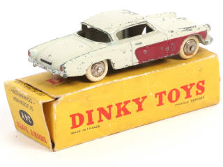 Lot 397 - DINKY TOYS (FRANCE) (1)