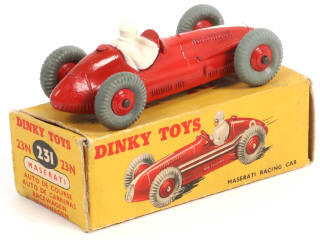 Lot 364 - DINKY TOYS (GB) (1)