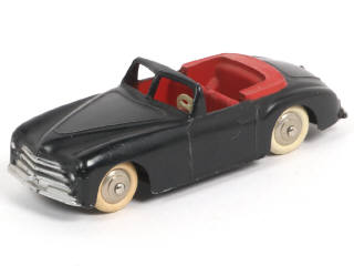 Lot 379 - DINKY TOYS (FRANCE) (1)