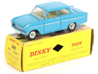 Lot 448 - DINKY TOYS (FRANCE) (1)