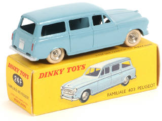 Lot 340 - DINKY TOYS (FRANCE) (1)