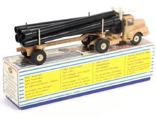 Lot 511 - DINKY TOYS (FRANCE) (1)