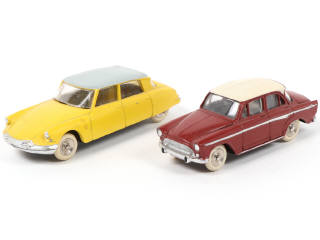 Lot 297 - DINKY TOYS (FRANCE) (1)