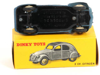 Lot 361 - DINKY TOYS (FRANCE) (1)