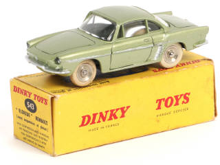 Lot 394 - DINKY TOYS (FRANCE) (1)