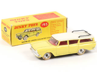 Lot 553 - DINKY TOYS (GB) (1)