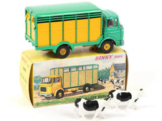 Lot 523 - DINKY TOYS (FRANCE) (1)