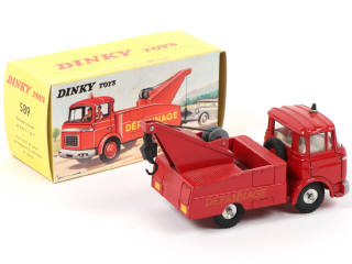 Lot 521 - DINKY TOYS (FRANCE) (1)