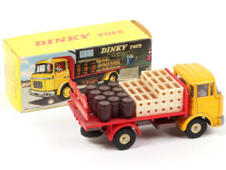 Lot 520 - DINKY TOYS (FRANCE) (1)