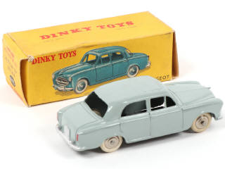 Lot 338 - DINKY TOYS (FRANCE) (1)