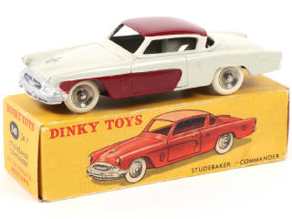 Lot 380 - DINKY TOYS (FRANCE) (1)