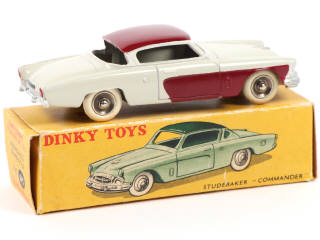 Lot 380 - DINKY TOYS (FRANCE) (1)