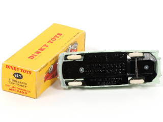 Lot 376 - DINKY TOYS (FRANCE) (1)