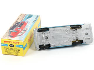 Lot 440 - DINKY TOYS (FRANCE) (1)