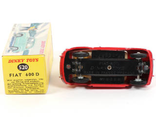 Lot 431 - DINKY TOYS (FRANCE) (1)