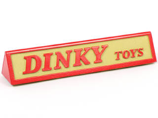 Lot 284 - DINKY TOYS (FRANCE) (1)