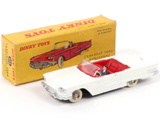 Lot 463 - DINKY TOYS (FRANCE) (1)