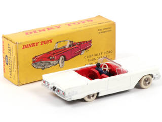 Lot 463 - DINKY TOYS (FRANCE) (1)
