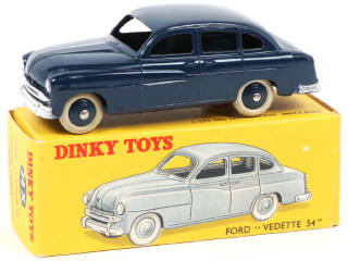 Lot 375 - DINKY TOYS (FRANCE) (1)
