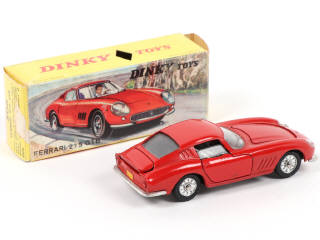 Lot 439 - DINKY TOYS (FRANCE) (1)