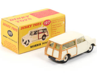 Lot 560 - DINKY TOYS (GB) (1)