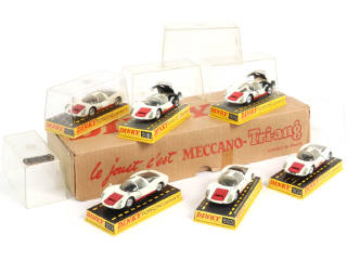 Lot 427 - DINKY TOYS (FRANCE) (7)