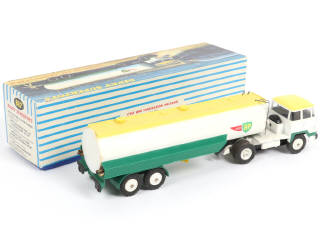 Lot 514 - DINKY TOYS (FRANCE) (1)