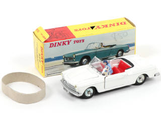 Lot 420 - DINKY TOYS (FRANCE) (1)