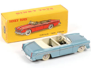 Lot 335 - DINKY TOYS (FRANCE) (1)