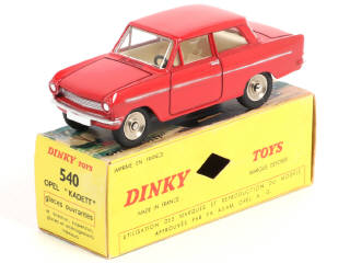 Lot 446 - DINKY TOYS (FRANCE) (1)