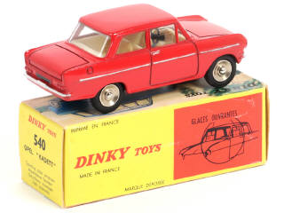 Lot 446 - DINKY TOYS (FRANCE) (1)