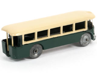 Lot 476 - DINKY TOYS (FRANCE) (1)