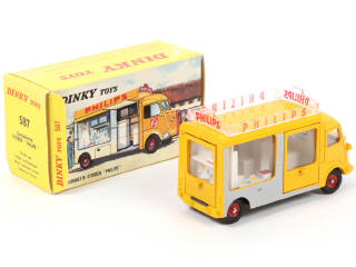 Lot 501 - DINKY TOYS (FRANCE) (1)