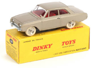 Lot 458 - DINKY TOYS (FRANCE) (1)