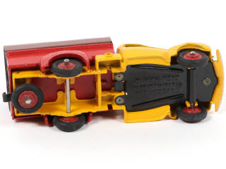 Lot 485 - DINKY TOYS (FRANCE) (1)