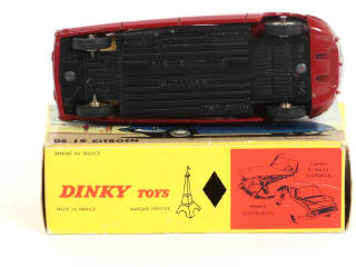 Lot 350 - DINKY TOYS (FRANCE) (1)