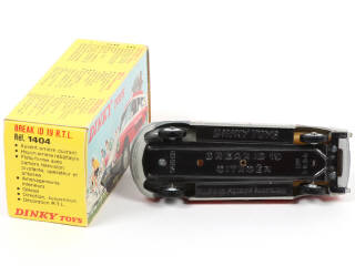 Lot 354 - DINKY TOYS (FRANCE) (1)