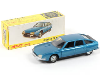 Lot 472 - DINKY TOYS (FRANCE) (1)