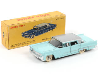 Lot 462 - DINKY TOYS (FRANCE) (1)