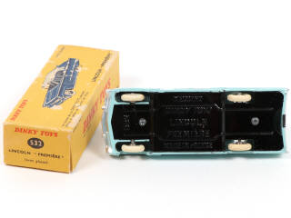 Lot 462 - DINKY TOYS (FRANCE) (1)