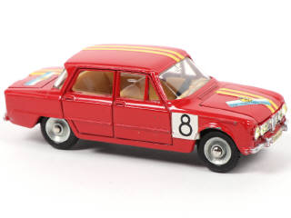 Lot 330 - DINKY TOYS (FRANCE) (1)