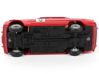 Lot 330 - DINKY TOYS (FRANCE) (1)