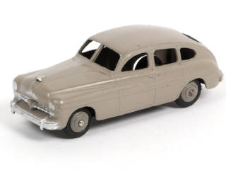 Lot 316 - DINKY TOYS (FRANCE) (1)