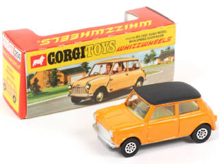Lot 143 - CORGI TOYS (GB) (1)