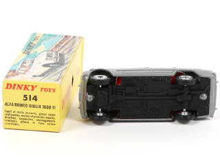 Lot 435 - DINKY TOYS (FRANCE) (1)